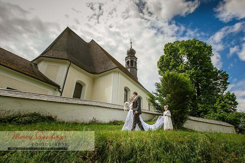 hochzeitsfotograf_markus_schneeberger-Hilfbergkirche-Mondsee-Salzkammergut-Schloss-18