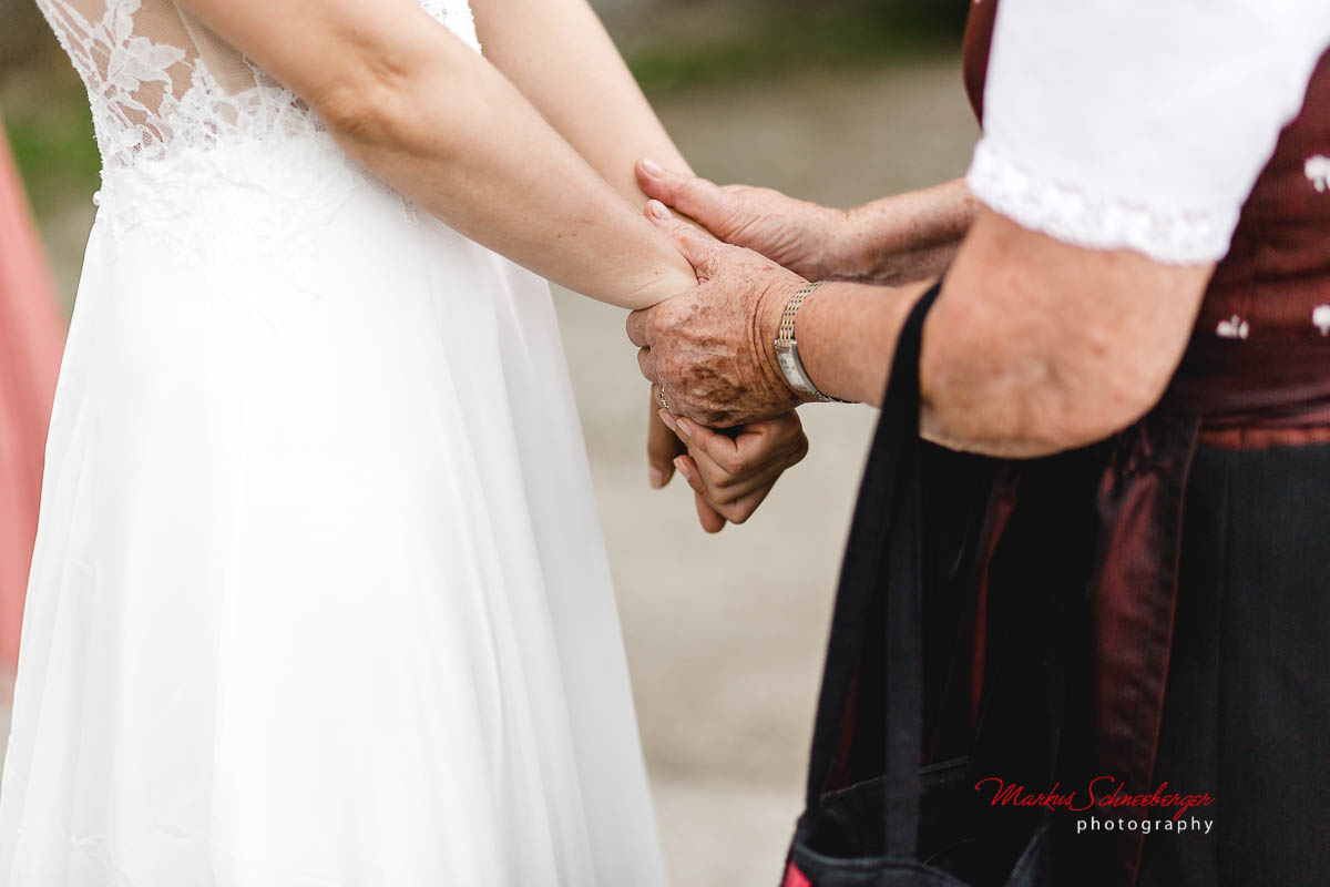 hochzeitsfotograf-markus-schneeberger-Bauernhof-Hochzeit- Linz-Muehlviertel-Vedahof-02