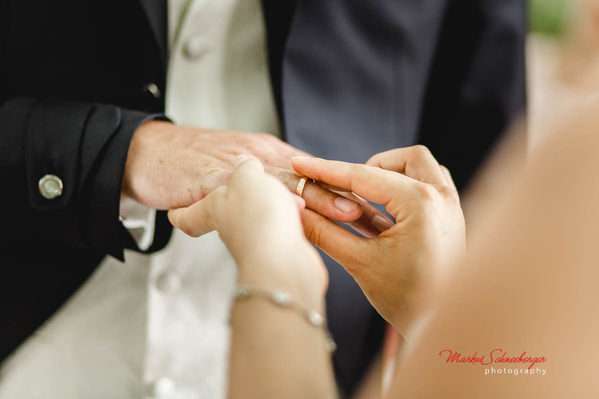 hochzeitsfotograf-markus-schneeberger-Bauernhof-Hochzeit- Linz-Muehlviertel-Vedahof-11